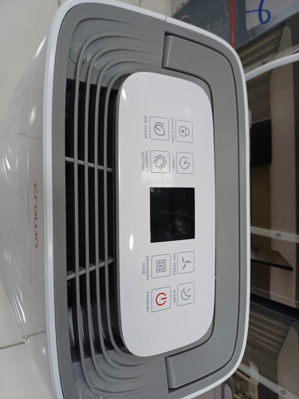 رطوبت گیر DEHUMIDIFIER برند کراون مدل MD_231A